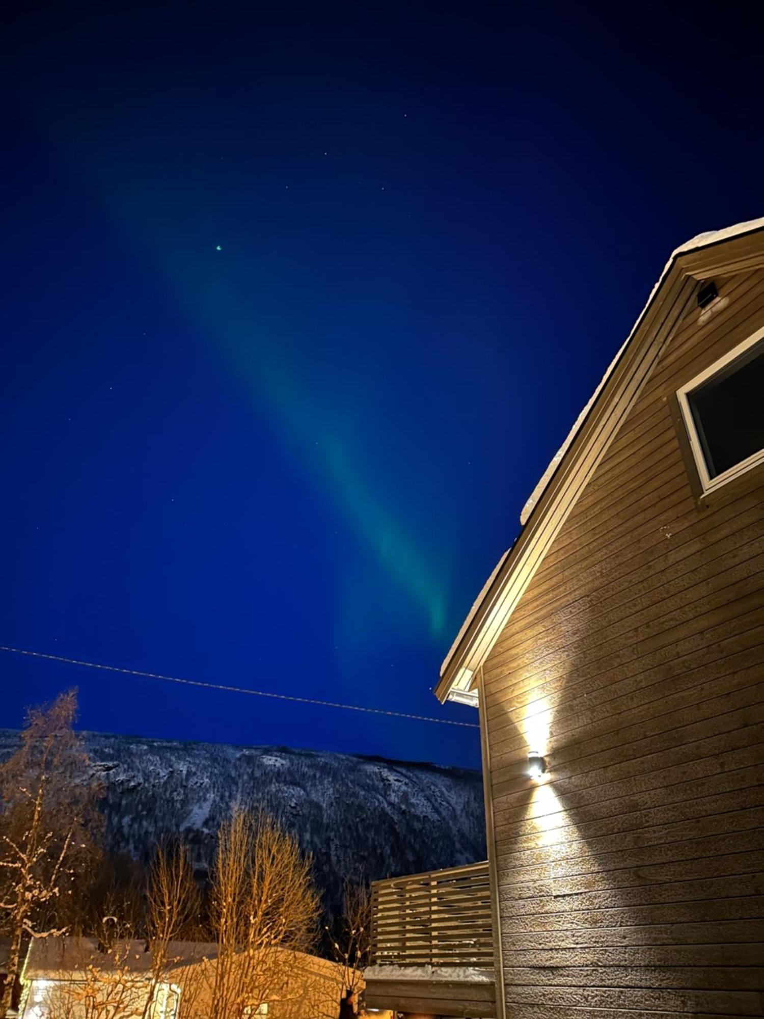 Tromsdalen Aurora Apartments Tromsø Exteriör bild